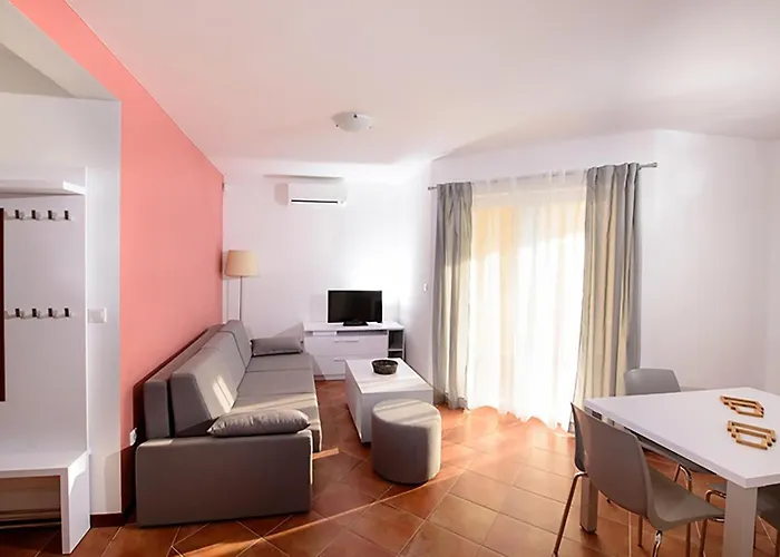 1 Bedroom In Appartement